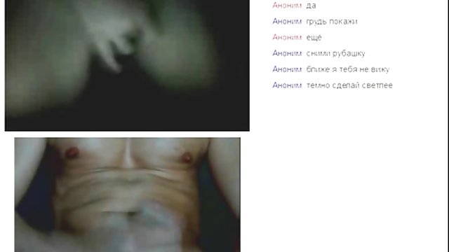 دوست دختر مادر فلم سکس دختر جوان را با dildo سیاه در الاغ و بیدمشک