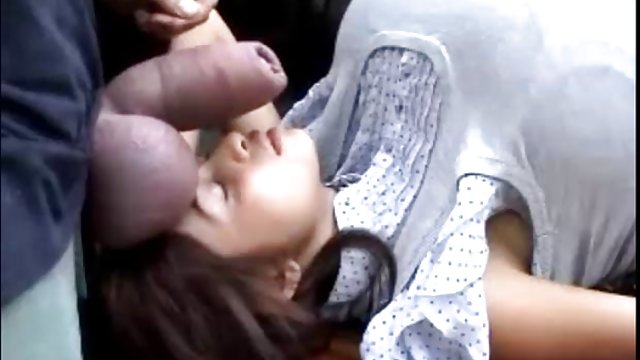 سوراخ سگ فلم سکس کردی بازی آسیایی خروس روغنی پسر را می گیرد